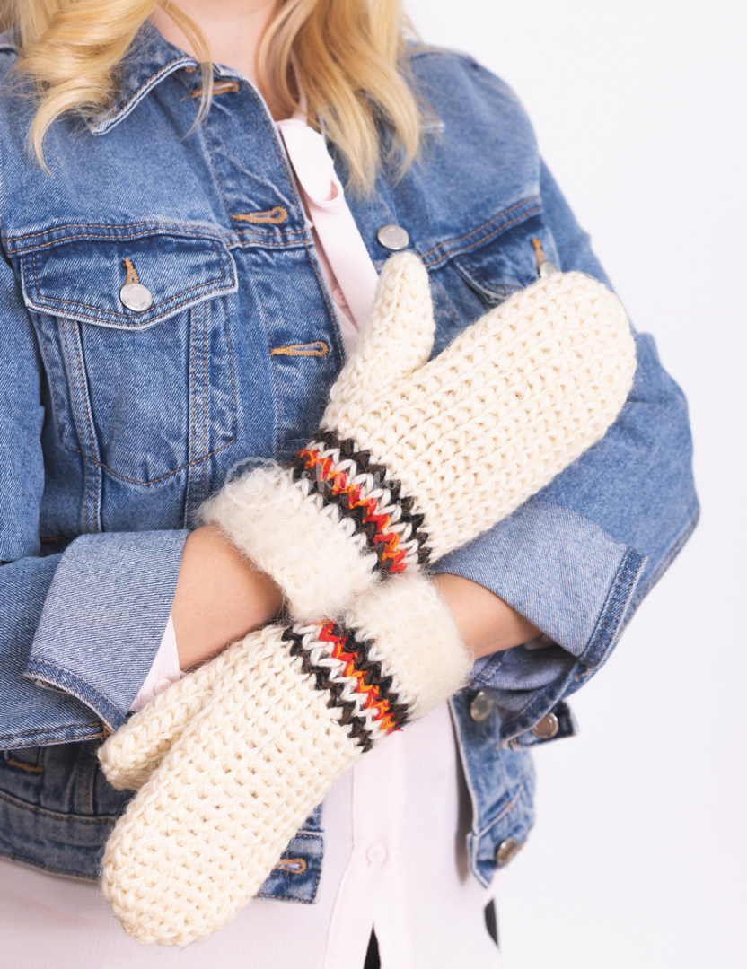 Mittens, woolen, cream-colored gloves with colored stitching Mittens, woolen, cream-colored gloves with colored stitching