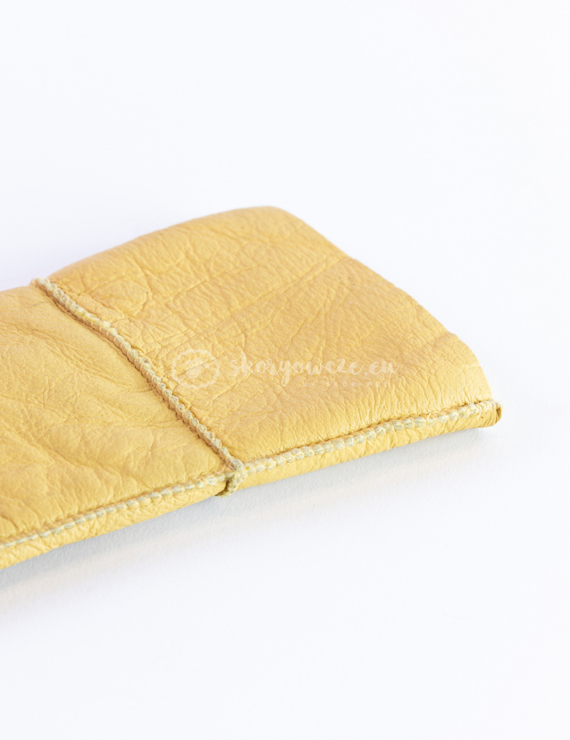 Women's yellow lambskin gloves Women's yellow lambskin gloves