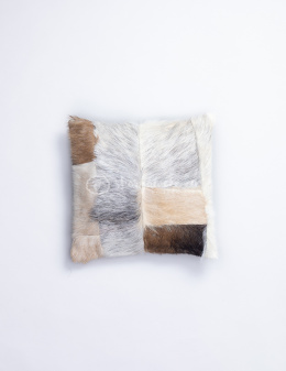 Decorative pillow made of goatskin 40x40 cm