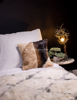 Decorative Sheepskin Pillow / Black