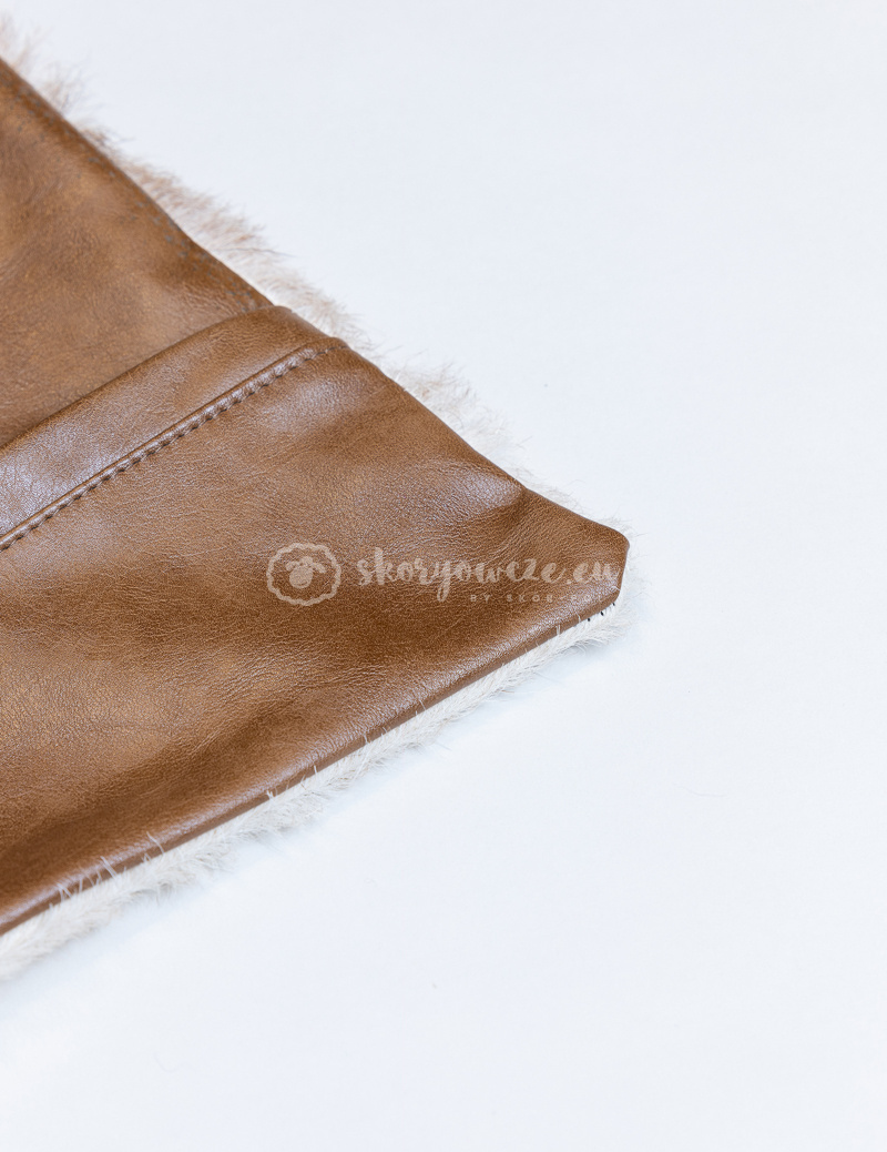 Decorative pillow made of goatskin 40x40 cm Decorative pillow made of goatskin 40x40 cm