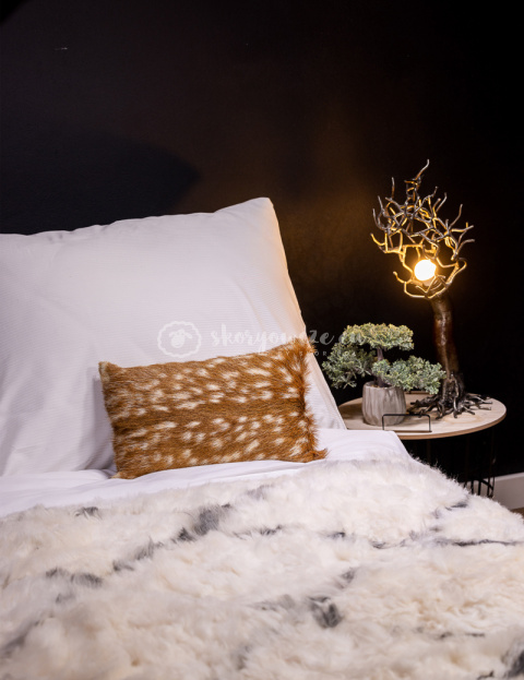 Decorative Sheepskin Pillow / Black Decorative Sheepskin Pillow / Black
