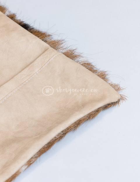 Decorative Sheepskin Pillow / Black Decorative Sheepskin Pillow / Black