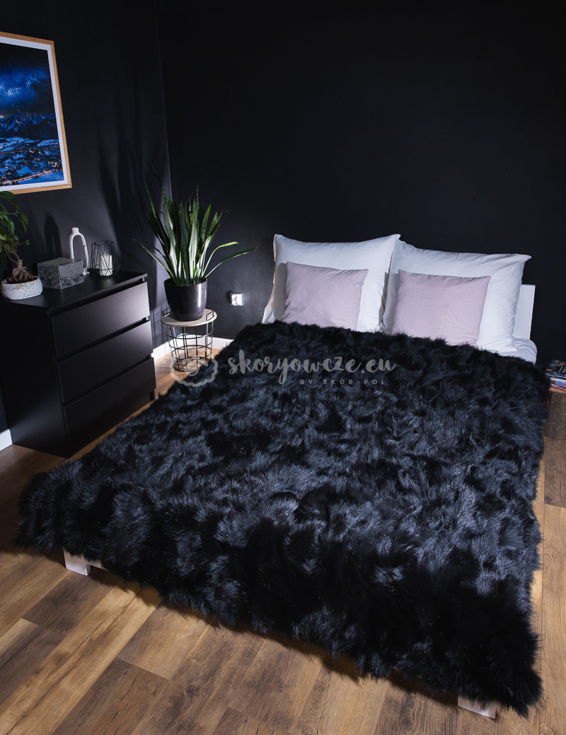 Decorative bedspread / real fox fur blanket 160x200 #black raccoon Decorative bedspread / real fox fur blanket 160x200 #black raccoon