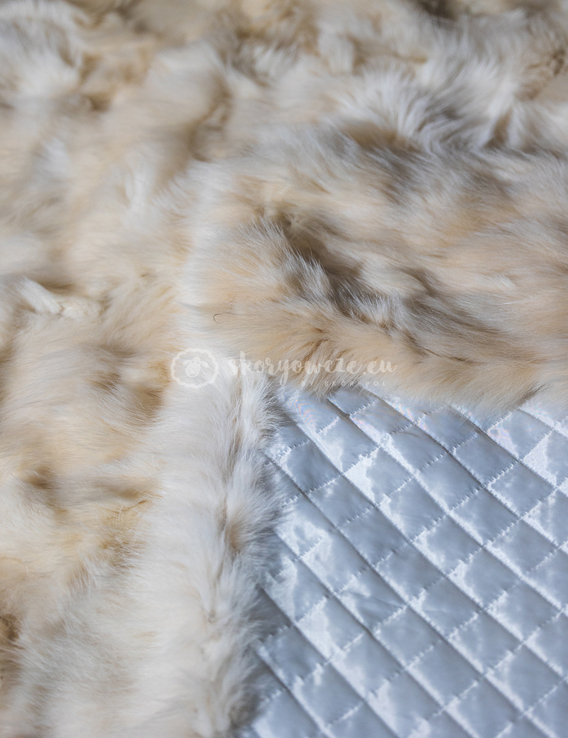 Decorative bedspread / real fox fur blanket 200x220 #cream Decorative bedspread / real fox fur blanket 200x220 #cream