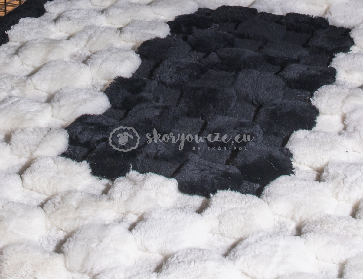 Iceland trimmed sheepskin bedspread 160x200 #black frame Iceland trimmed sheepskin bedspread 160x200 #black frame