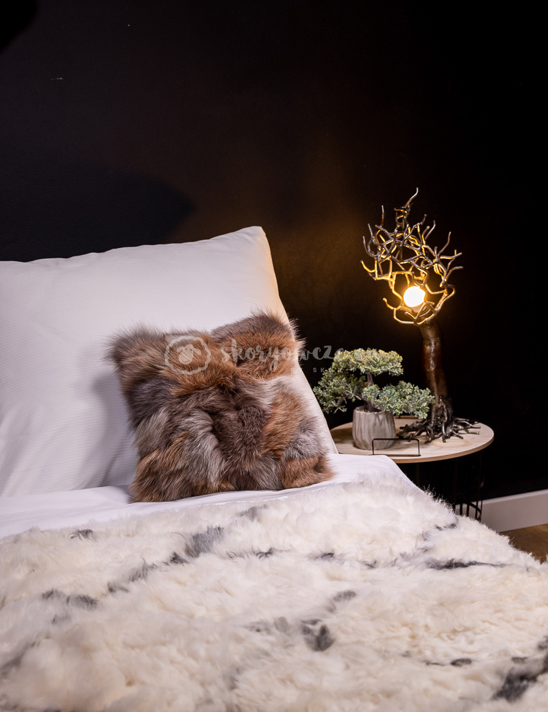 Decorative Sheepskin Pillow / Black Decorative Sheepskin Pillow / Black