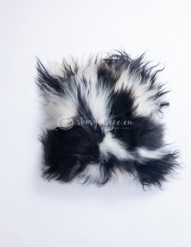 Decorative Sheepskin Pillow / Black Decorative Sheepskin Pillow / Black
