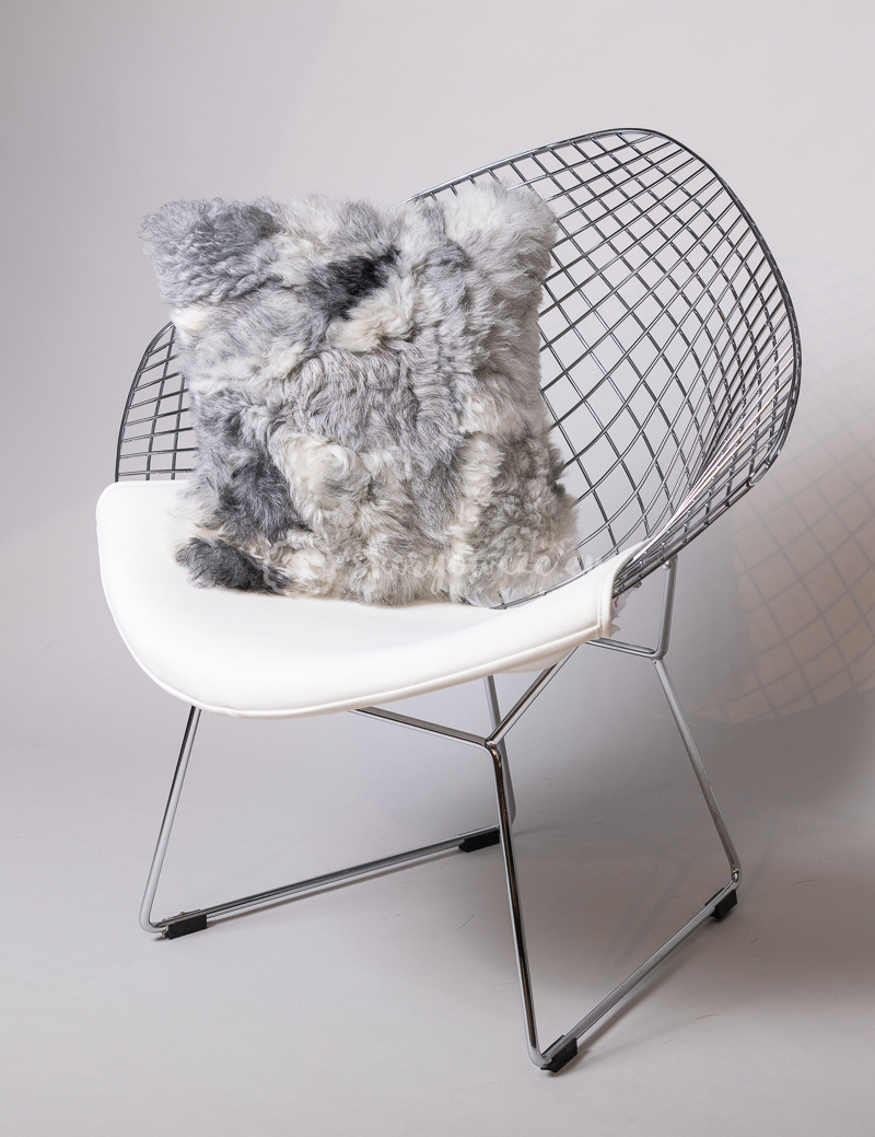 Decorative Sheepskin Pillow / Black Decorative Sheepskin Pillow / Black