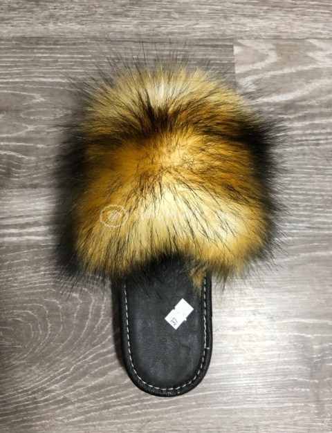Klapki futrzane pantofle sztuczne futerko / rude