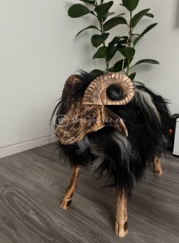 Krzesło - baran dekoracyjny / czarny / opalany
